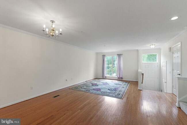 Building Photo - 2209 Bear Valley Terrace