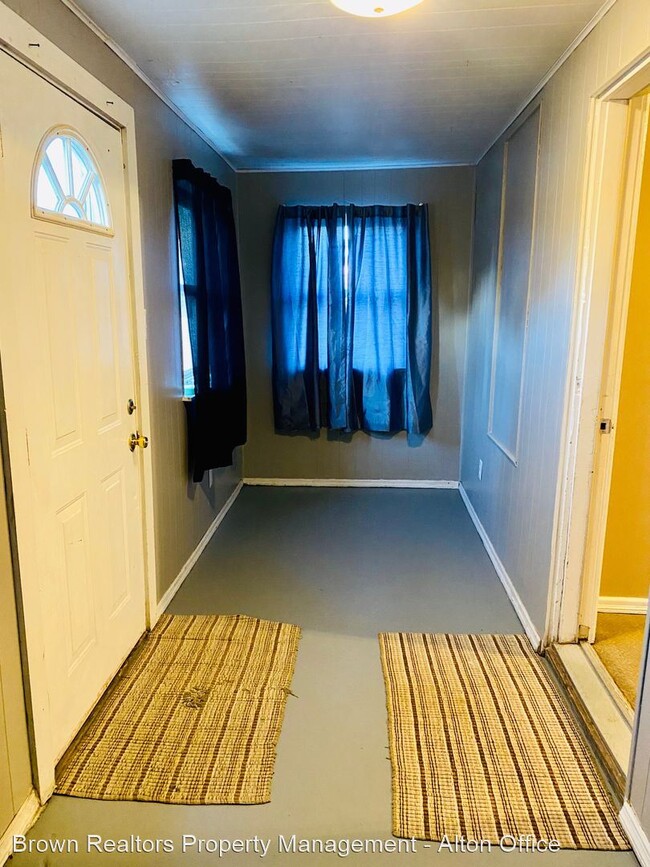 Building Photo - 2 br, 1 bath House - 419 Anna