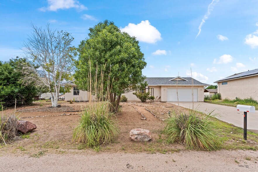 Building Photo - 133 S Spaulding Ave