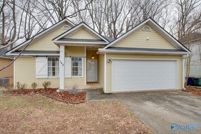 Building Photo - 143 Rebecca Pines Dr