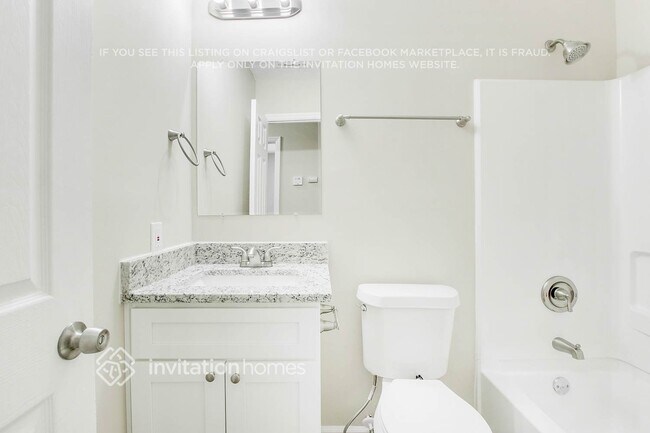 Building Photo - 1599 Clifton Downs Dr SE
