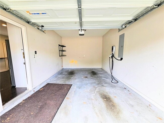 Building Photo - 821 Westmoreland Circle Northwest