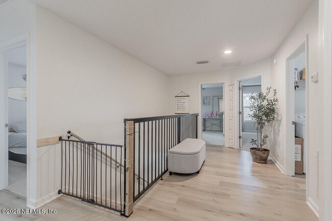 Building Photo - 1432 Greyfield Dr