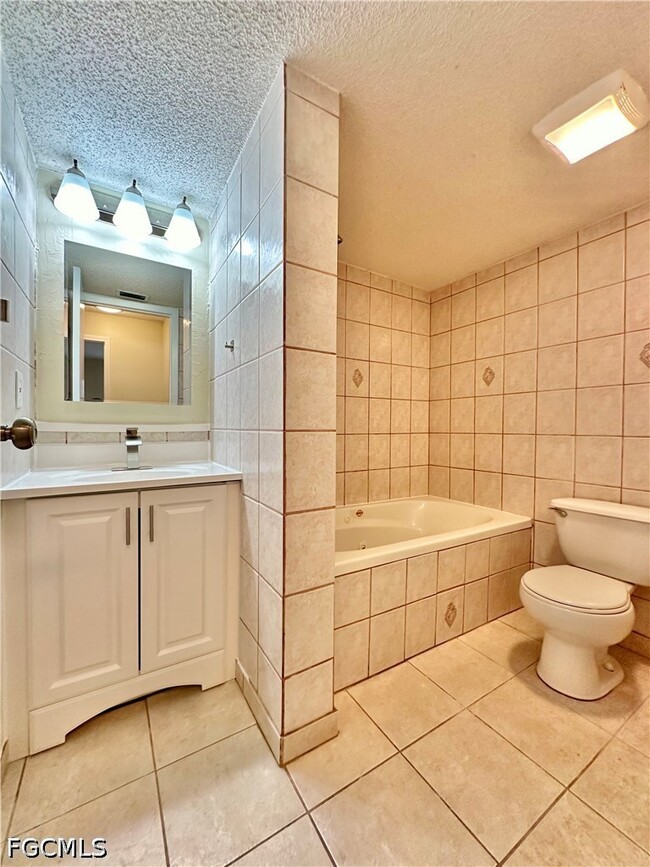 Building Photo - 3706 Broadway