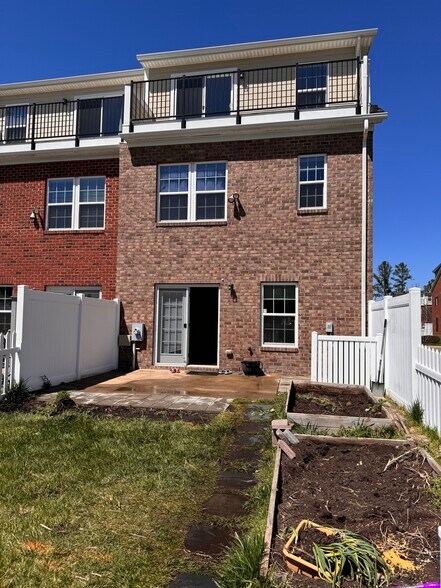 Building Photo - 11313 Sadler Walk Ln