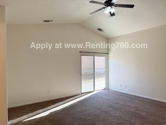 Building Photo - Spacious 4 Bed Home in Copper Hills Neighborhood!