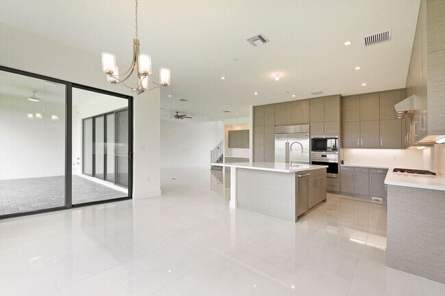 Building Photo - 8068 Laurel Falls Dr