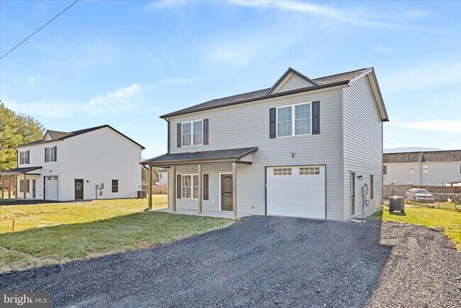 Primary Photo - 116 Windsor Knit Rd