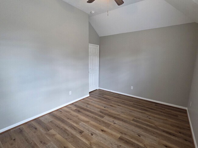 Building Photo - 8214 Point Pendleton Dr