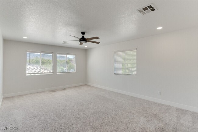 Building Photo - 11057 Village Ridge Ln