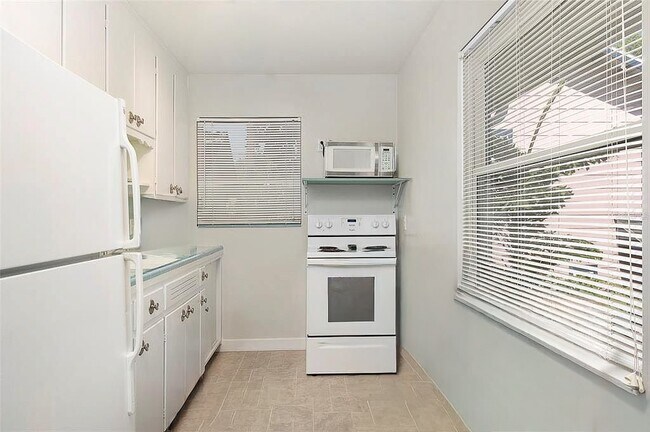 Building Photo - 3016 3rd Ave N