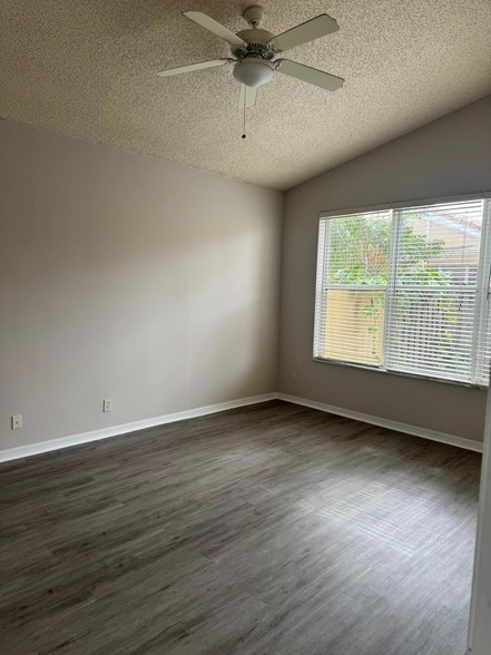 Building Photo - 9452 Verona Lakes Blvd