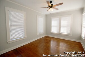 Building Photo - 131 E Ridgewood Ct