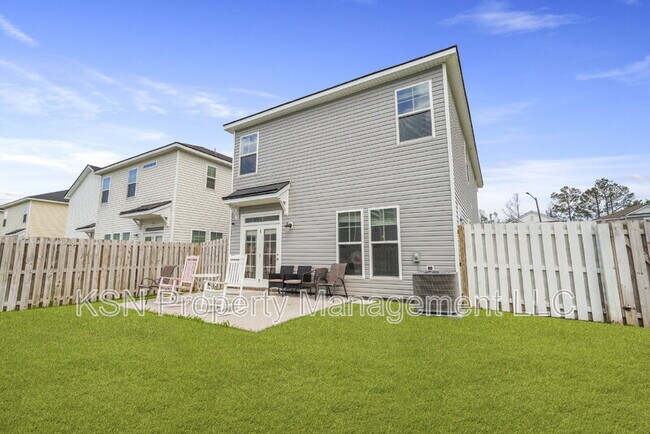 Building Photo - 18 Pomona Cir