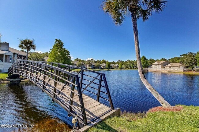 Building Photo - 10200 Belle Rive Blvd