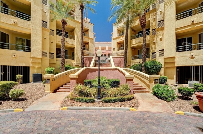 Primary Photo - Luxurious Meridian Condo. Live 24/7 Guard ...