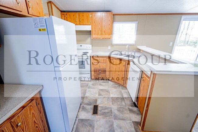 Building Photo - 156 Brunswick Ln