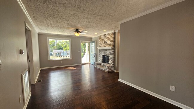 Building Photo - Hendersonville TN 3 bed 2 bath house