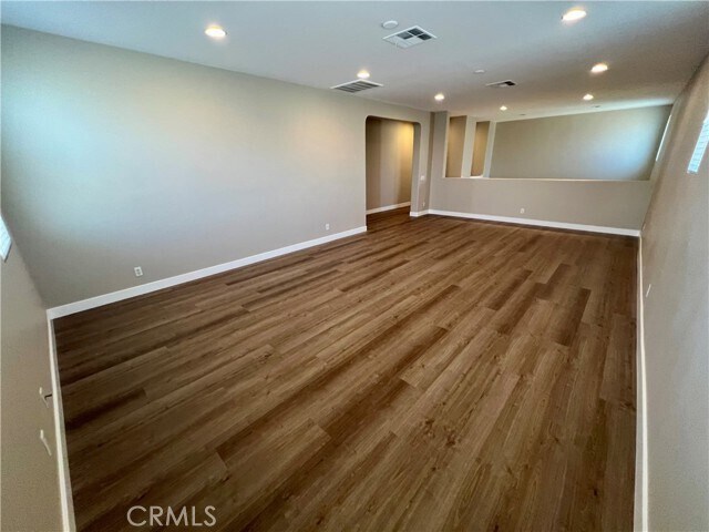 Building Photo - 6686 Sand Dunes St