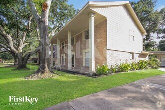 Building Photo - 4407 Deerfield Village Dr