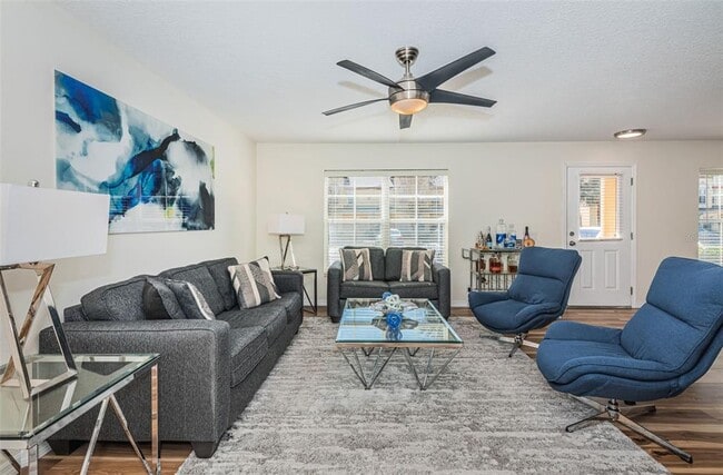 Building Photo - 3876 Island Way