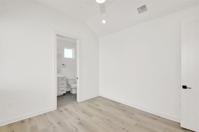 Building Photo - 6119 Atwood St