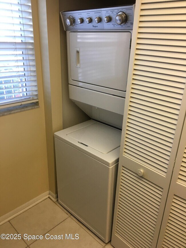 Building Photo - 1700 N Atlantic Ave