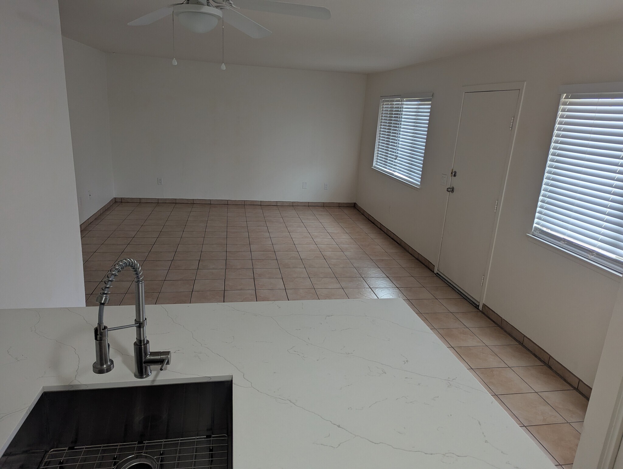 Building Photo - 72502 Edgehill Dr