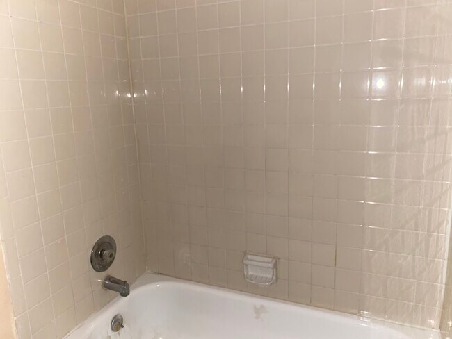 Bedroom 1 shower - 10661 Starcrest Dr