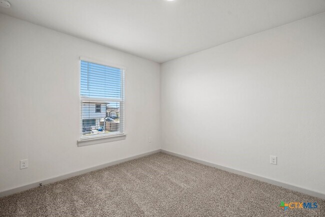 Building Photo - 412 Wilshire Rd