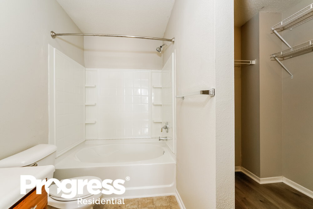 Building Photo - 3012 Earlswood Ln