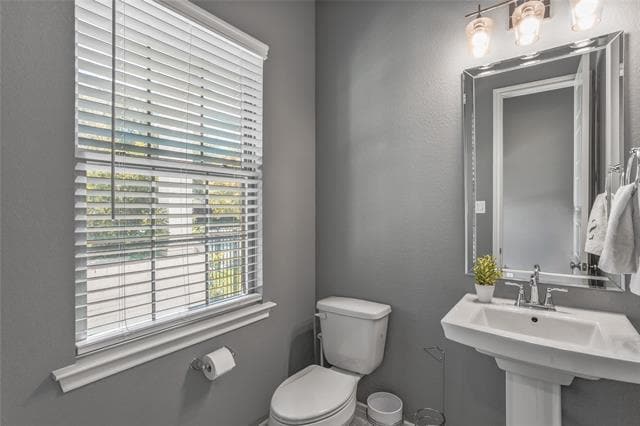 Building Photo - 5100 Slate St