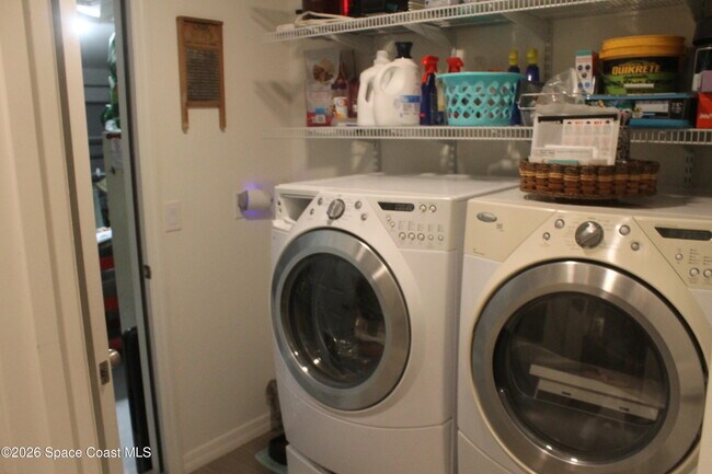 Building Photo - 3230 Halden Ave SE