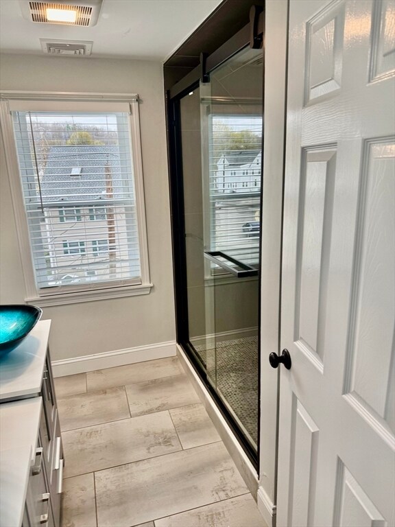 Building Photo - 435 Lebanon St