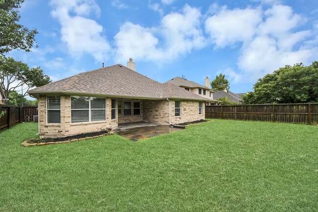 Building Photo - 2412 Appian Way