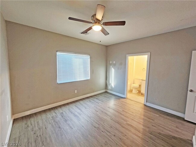 Building Photo - 1121 Sixshooter Ave