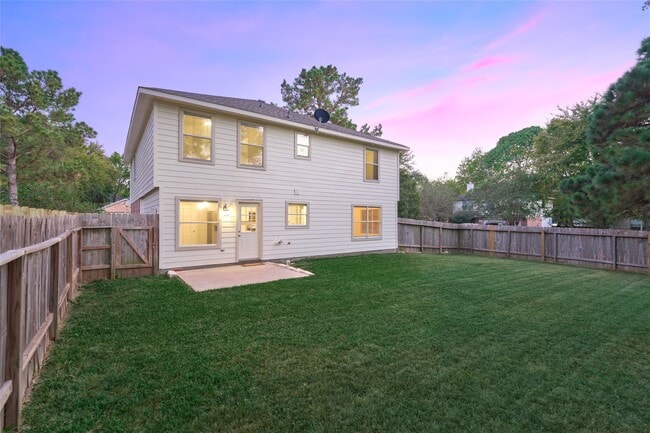 Building Photo - 3501 Buckingham Ln