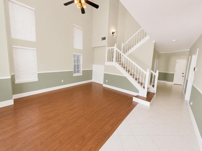 Building Photo - Beautiful Woodward Park 3/3 in Gated Community