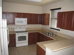 Building Photo - 12991 SW 132nd Terrace