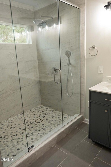 Building Photo - 6001 Brown Swiss Way