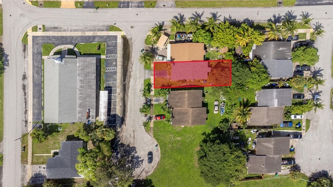 Building Photo - 2941 NW 11th Ct
