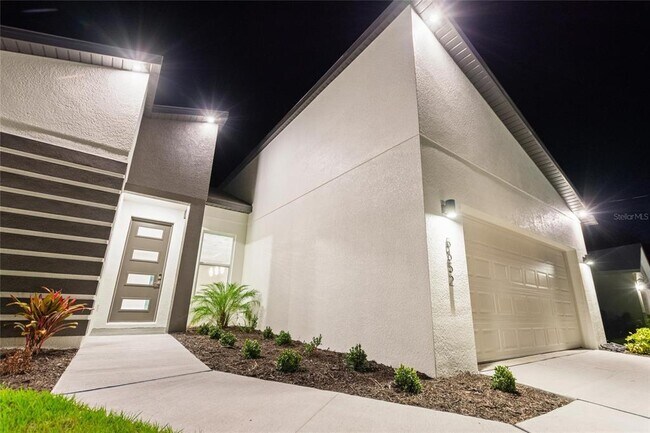 Building Photo - 5652 Bannock Cir