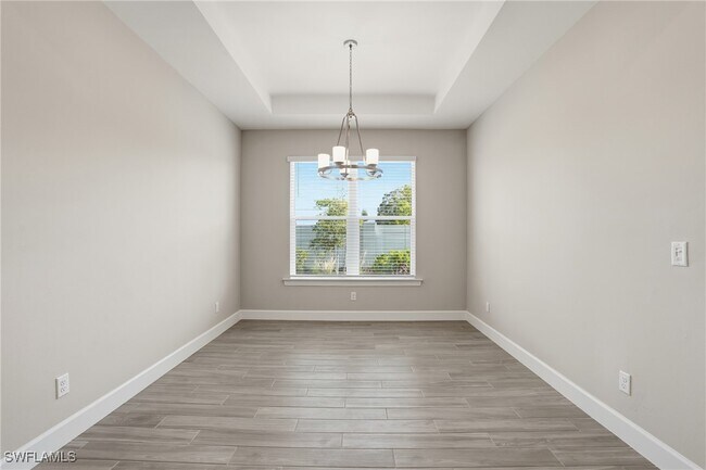 Building Photo - 11964 Molto Dr