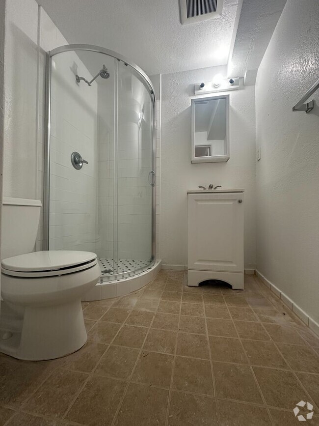 Building Photo - 746-A 47th Ave