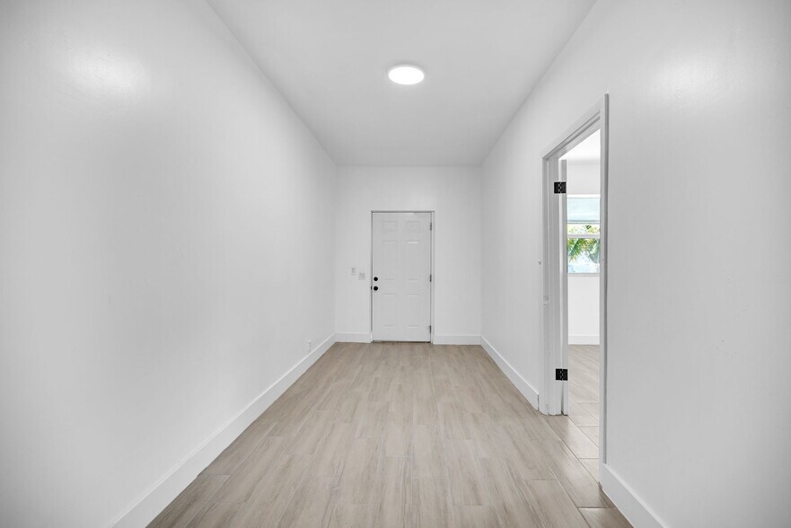 Building Photo - 1391 NW 102nd St