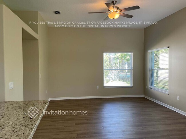 Building Photo - 874 Shoshone Ln