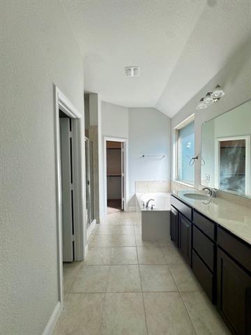 Building Photo - 7514 Sweetwater Ln