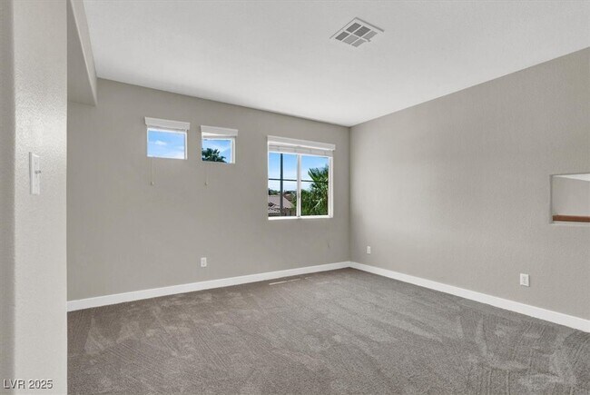Building Photo - 8 Desert Dawn Ln