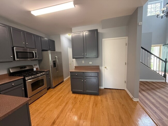 Building Photo - 2250 Stoughton Dr