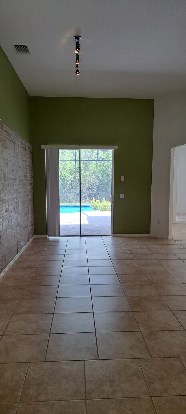 Building Photo - 1117 Sexton Rd SW